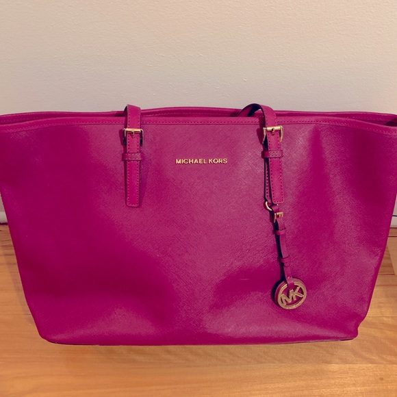 Michael Kors Jet Set Tote- Safiano Large - Picture 1 of 3